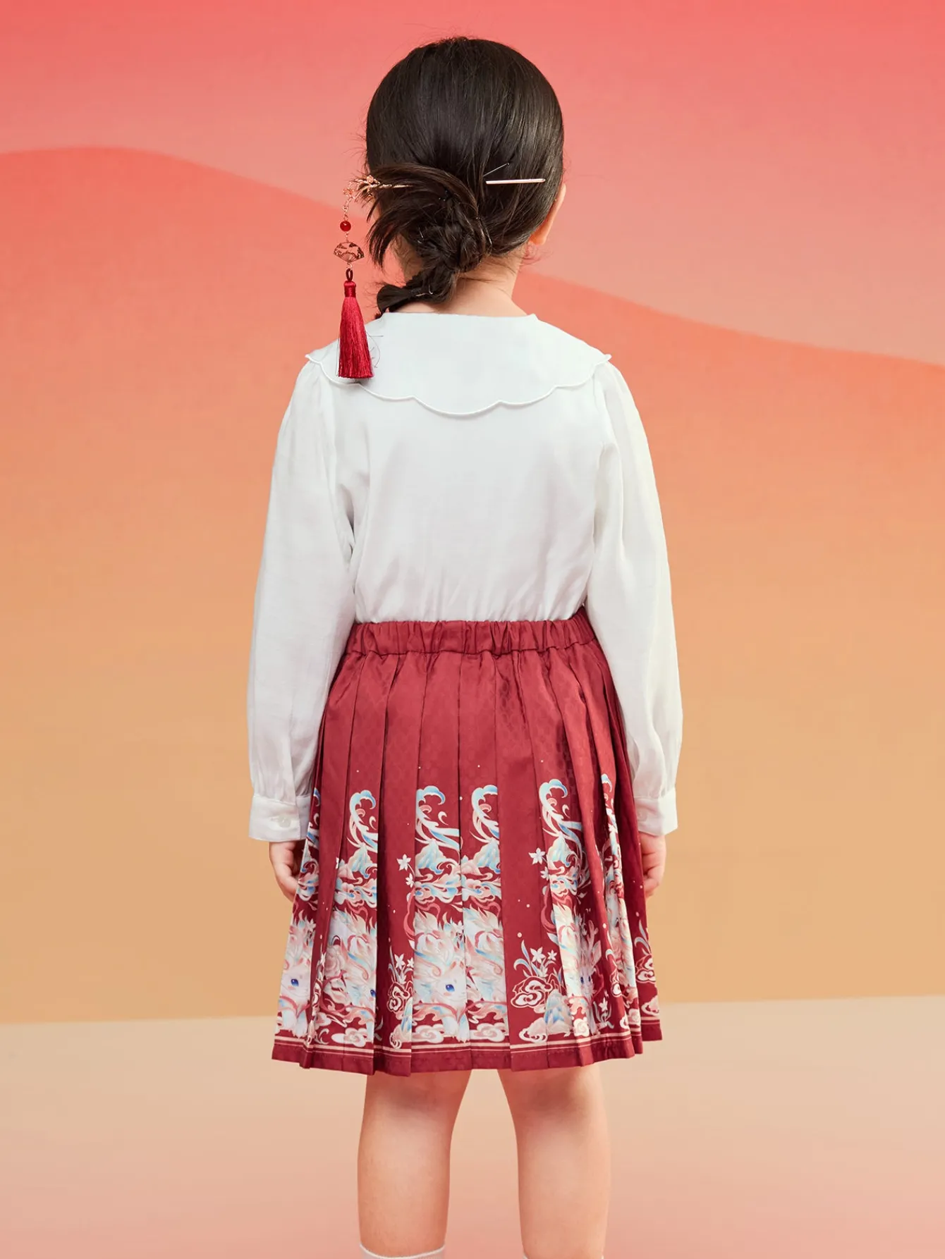balabala_children_clothes_girls_hourseface_skirt_suit__winter_new_embroidered_shirt_skirt_new_years_outfit_2.webp Balabala Children Clothes Girls Hourse-Face Skirt Suit 2025 Winter New Embroidered Shirt Skirt New Year's Outfit Cheap