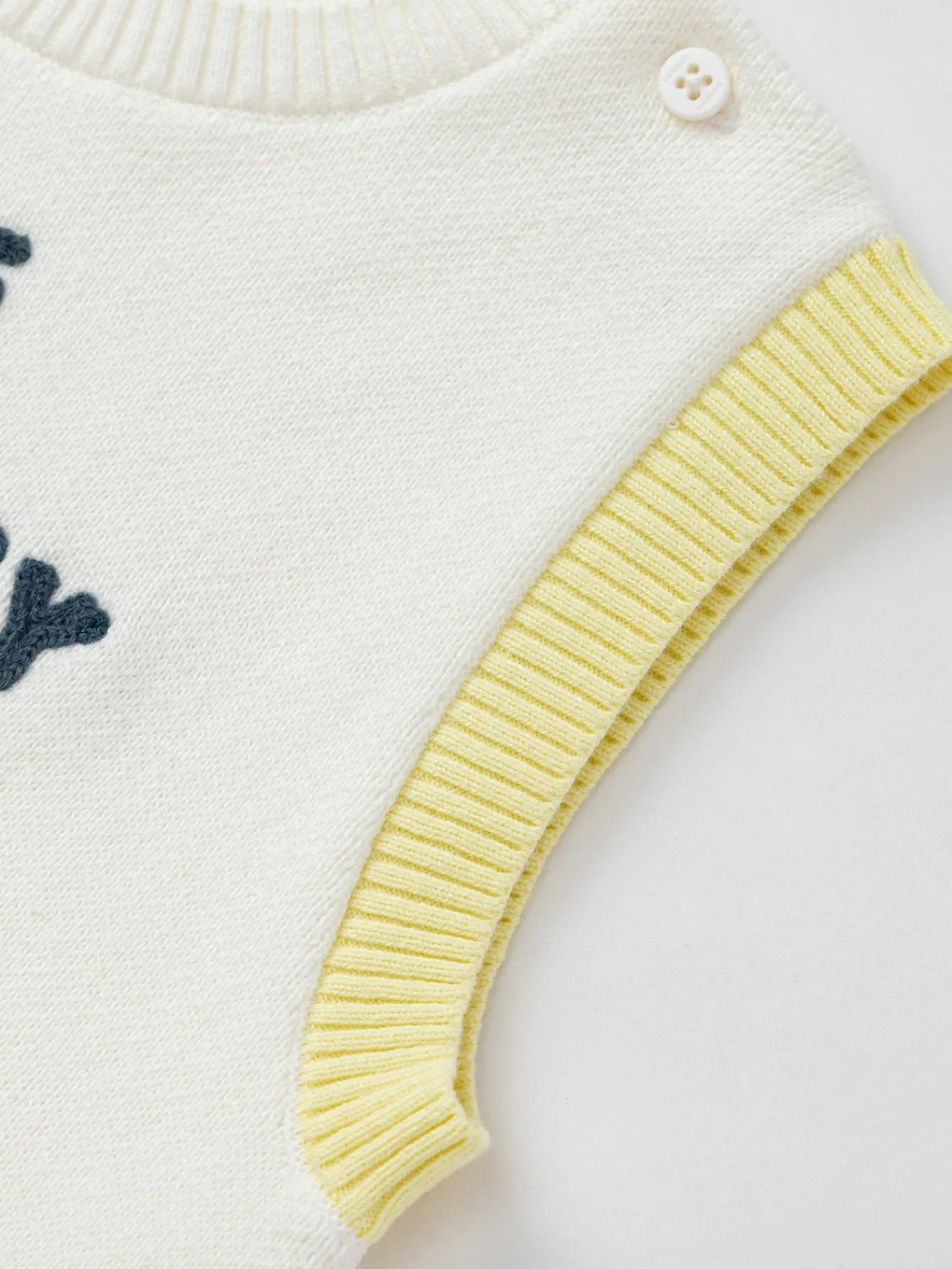 Balabala Children’s Clothes Kid Vest Baby Vest 2025 New Autumn and Winter Clothes New Year Season Neo-Chinese Style Cute and Fun Best Sale