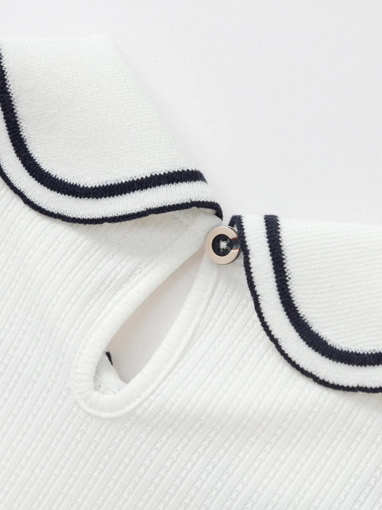 Balabala Girl's color-blocking lace long-sleeve shirt White Cheap