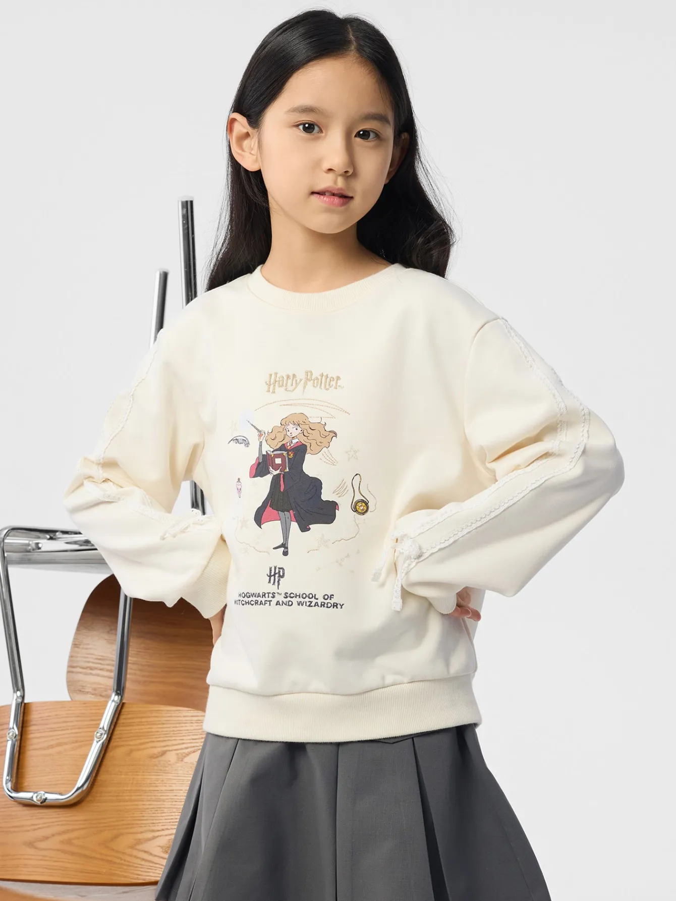 Balabala 【Harry Potter IP】Sweater 2025 Spring New Style Girl's Round Neck Sweater Cream White Online