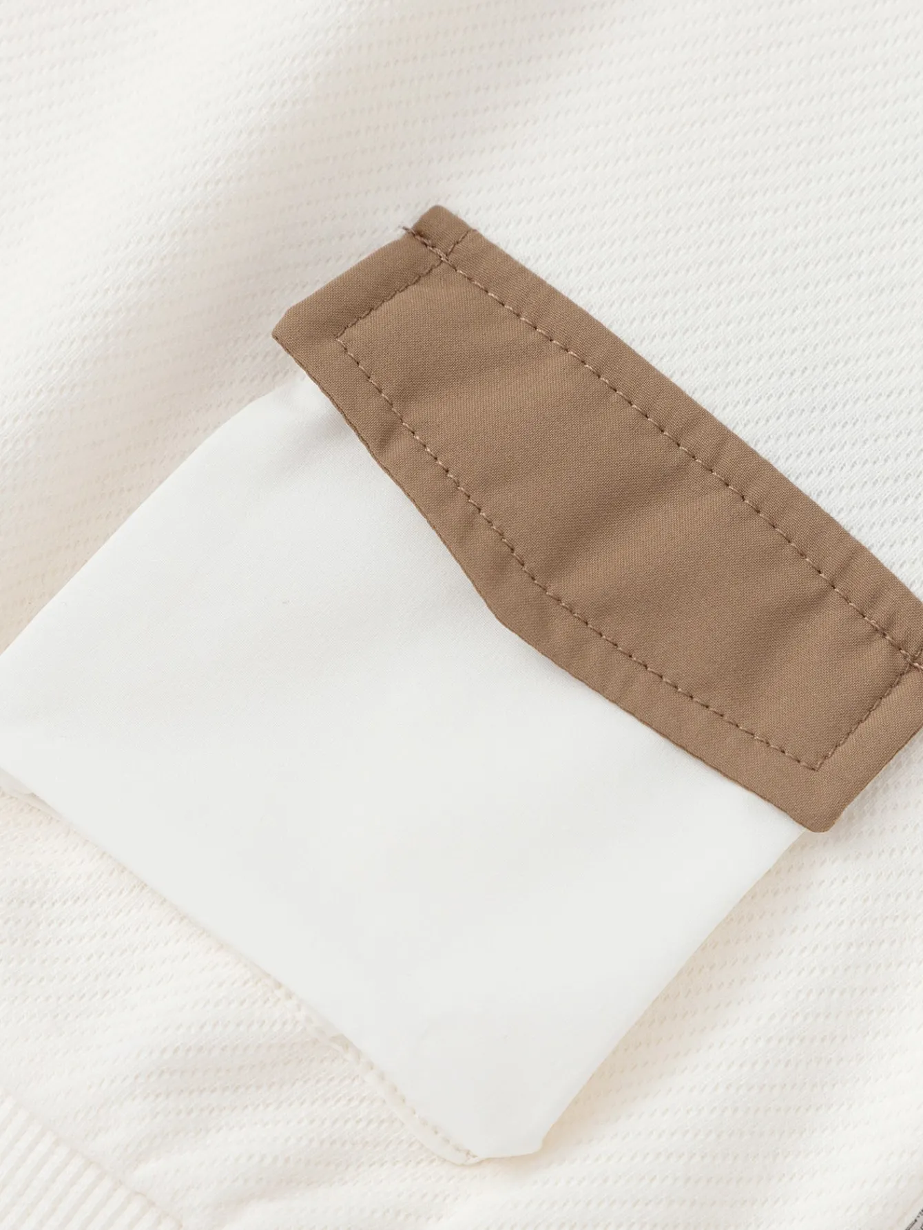 Balabala [Little Octopus IP] Long Sleeve T-Shirt 2025 Spring Boy Baby Collar Long Sleeve T-Shirt Off-white Online