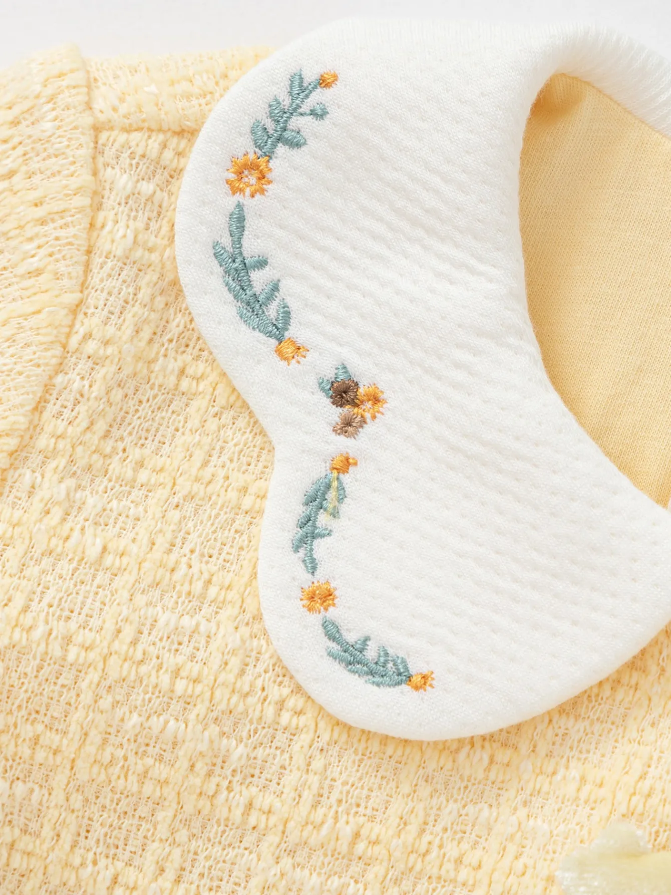 Balabala 【Little Octopus IP】2025 Spring New Arrival Baby Girl Knitted Casual Jacket Medium Yellow Best Sale