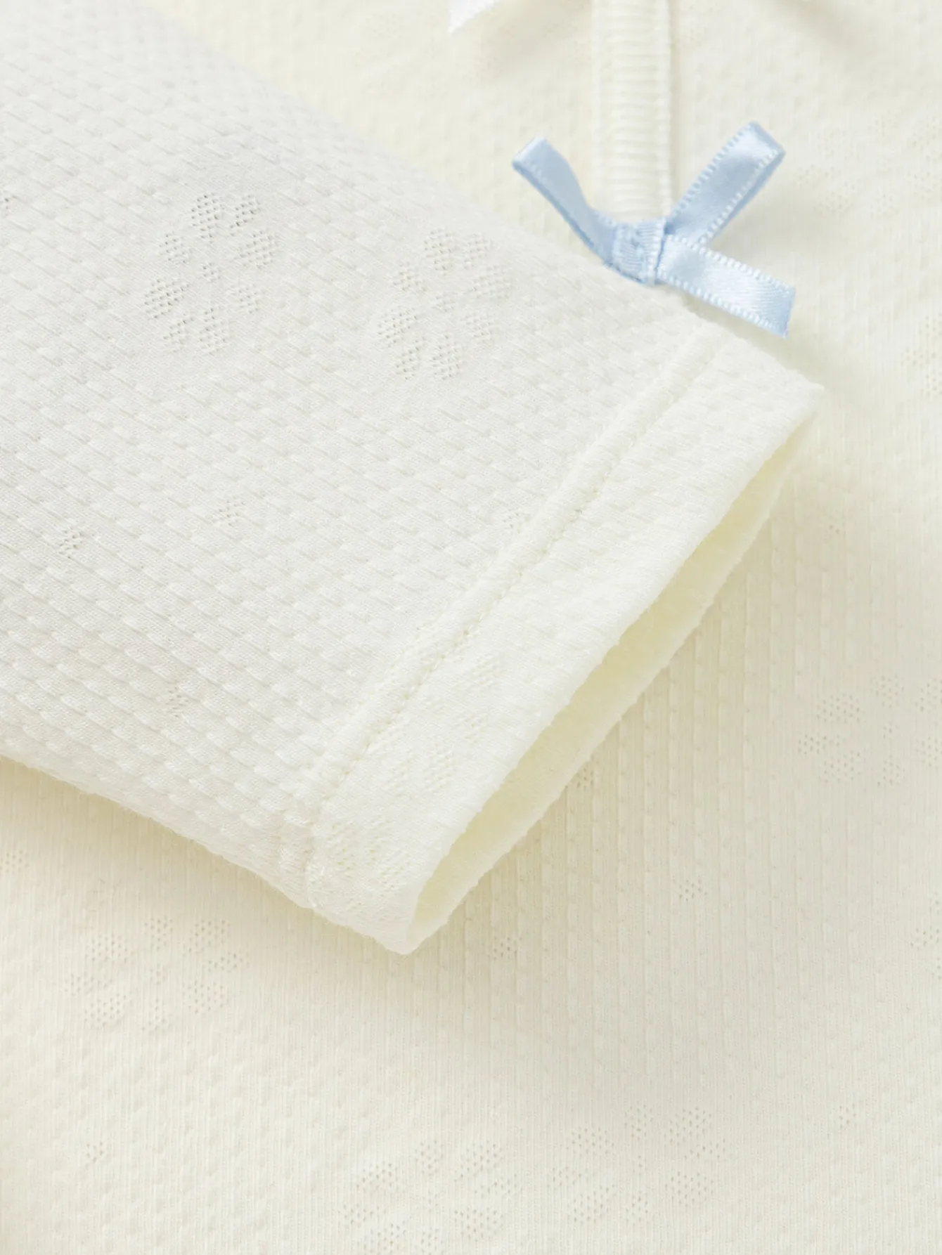 long_sleeve_tshirt__spring_new_arrival_for_baby_girl_round_vneck_long_sleeve_tshirt_10.webp Balabala Long Sleeve T-Shirt 2025 Spring New Arrival for Baby Girl Round V-Neck Long Sleeve T-Shirt Outlet