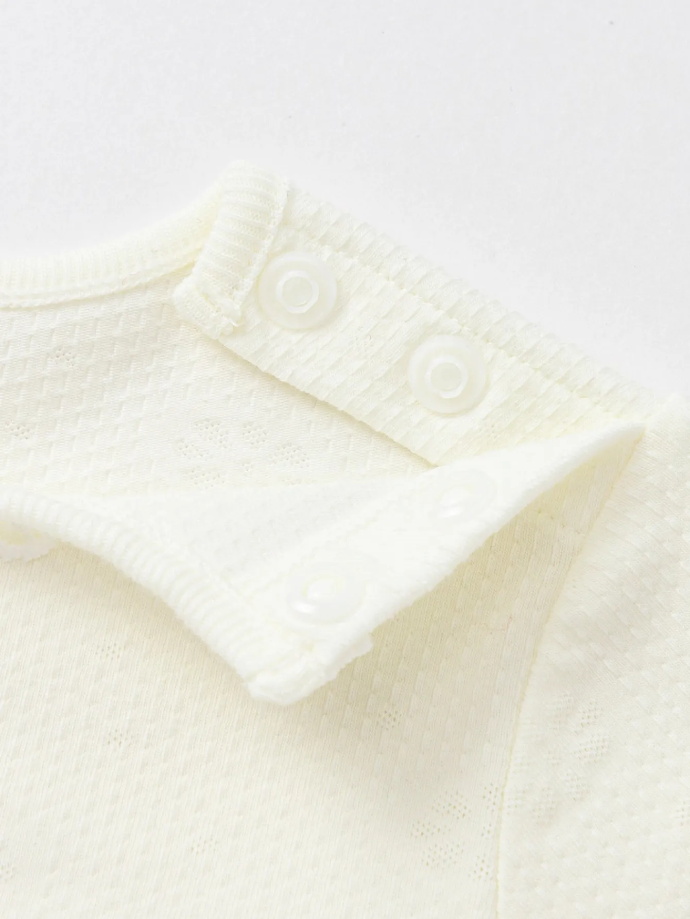 long_sleeve_tshirt__spring_new_arrival_for_baby_girl_round_vneck_long_sleeve_tshirt_9.webp Balabala Long Sleeve T-Shirt 2025 Spring New Arrival for Baby Girl Round V-Neck Long Sleeve T-Shirt Outlet