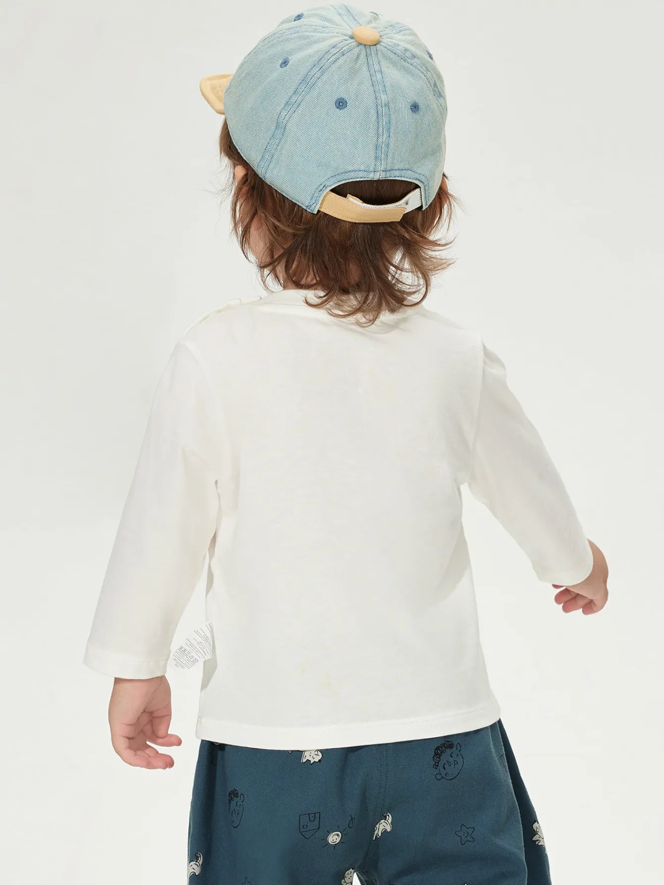 Balabala Long Sleeve T-Shirt 2025 Spring New Boy and Girl Baby Round V-neck Long Sleeve T-Shirt Cheap