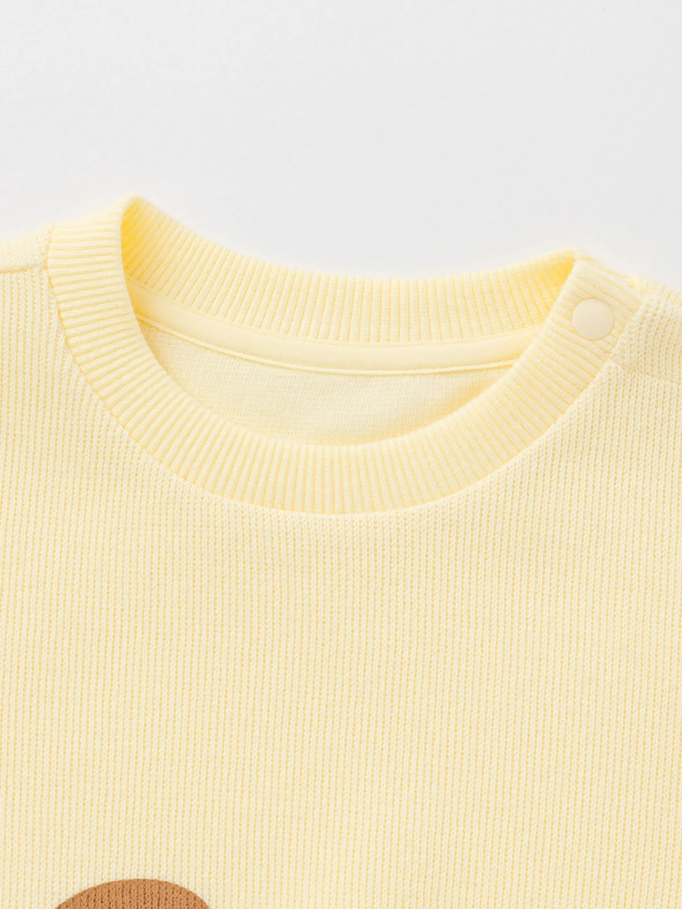 Balabala Long Sleeve T-Shirt 2025 Spring New Boy Baby Round V-neck Long Sleeve T-Shirt Light Yellow Flash Sale